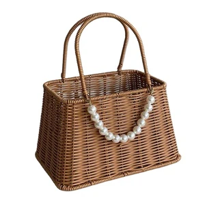 Cheap Eco-friendly Food Fruit Candy Storage Box Basket For Wedding Natural Rattan Wicker Flower Baskets Wholesale