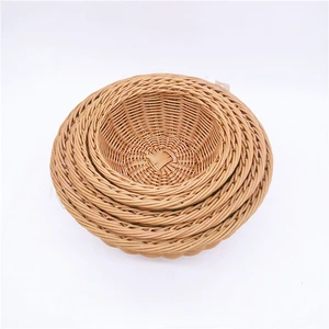 China Wholesale New Design Decorative Home Handmade Round Natural Willow Wicker Storage Plastic Rattan Basket