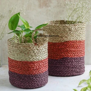 Factory Direct Sale Set of 2 Multi-Color Round Rattan Basket Customized Size Modern Style Handmade Plant Basket
