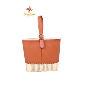 H&T 2025 OEM Leather Rattan Bag Bread Flower Picnic Handmade Woven Custom Straw Wicker Rattan Storage Basket