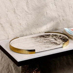 Oval Cowhide Beige Decor Tray Gold Rippled Metal Frame Handmade Serving Tray Luxury Tabletop Storage Ornament for Hotel Decor