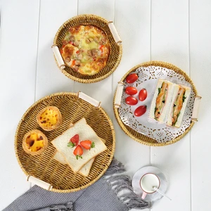 Boho Eco-Friendly Handwoven Round Food Bread Plastic Fruit Woven Rattan Picnic Storage Baskets Tray With Handle Desktop Kitchen