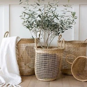 Vietnam Handicraft Natural Seagrass Rattan Straw Eco-Friendly Folding Storage Laundry Basket Handles Liner Fiber Braided Plant