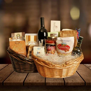 Natural Wicker Handled Basket for Gifts & Picnic Rattan Harvest Basket for Flowers Fruits Vegetables Eggs Gifts
