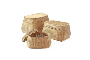 New Item Wicker Rattan Scalloped Basket Storage Home Decoration Natural Woven Storage Basket Made in Vietnam