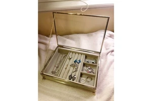 Elegant storage piece that instantly upgrades your dressing space clear glass creates an open and airy display effect