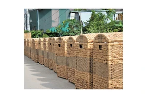 Customized New Brand Woven Rectangle Water Hyacinth Basket With Three Compartments Woven Basket