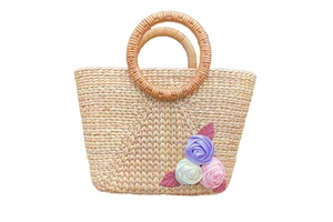 Top Seller TUYET DUNG Classic Flower Water Hyacinth Bamboo Rattan Storage Wicker Bag Light Brown Vietnam Holiday Woven Basket