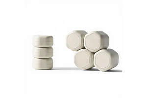 3Pcs Empty Sample Jars Travel Containers Leak Proof Refillable Magnetic Travel Capsules Lids Pot Jar BPA-free PP Recycled