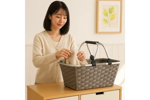 Plastic Handle Rattan Storage Basket Desktop Sundry and Grocery Shopping Basket with Comfortable Carrying Strap