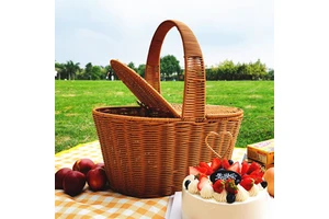 OEM ODM Large Capacity Hand Woven Plastic Rattan Picnic Basket With Lid Wicker Rattan Handmade Wafer-proof Willow Picnic Basket