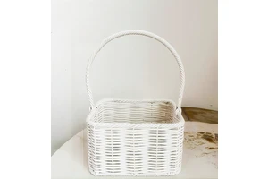White Ratten Flower Basket For Flower Bouquet Valentine's Day Mother's Day Storage Basket For Flowers