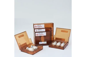 Durable Plastic Lightproof Vial Case for Pharmacy with Transparent Black Peptide Storage