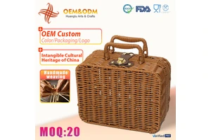 Retro Sustainable Handwoven Rectangle Portable Brown Plastic Fruit Wicker Picnic Storage Baskets Box With Hand-Held Lid Camping