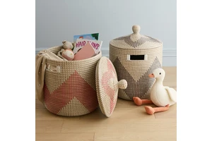 Minimalist Natural Seagrass Storage Handwoven Storage Bin for Modern Home Decor Kitchen Bathroom and Living Space