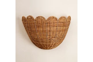 Scallop edge rattan wall hanging basket organiser handcrafted baskets for storage & decoration