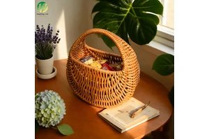 Empty Small Wicker Fruit Flower Gift Basket Durable Plastic Rattan Storage Basket Eco-Friendly Vintage Brown Multifunctional Use