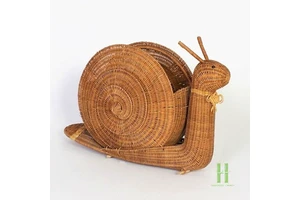 BEST WHOLESALE Eco-Friendly Rattan Snail Shell Shape Storage Basket Handmade Wicker Decorative Basket for Kids Room Toy Storage