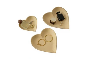 Creative Wooden Heart-Shaped Aromatherapy Tray Storage Dish Minimalist Home Decor Ornament Photo Prop Jewelry Incense Organizer
