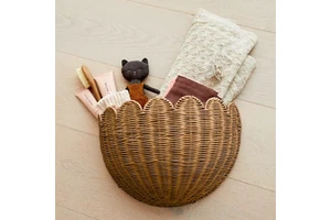 Home storage & decoration hand-weave scallop edge wall basket natural rattan container baskets