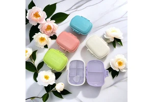 Wholesale Plastic Moisture-Proof Wheat Sub-Packed Pill Organizer Medicine Box Portable Sustainable 3-6L Capacity 8 Double-Layer