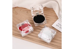 Clear Crystal Jewelry Case Travel Cosmetic Storage Trinket Box Plastic Ring Display Case Gift Wrap for Ring Pendant Storage