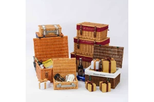JY Luxury Small Wooden Rectangle Wedding Souvenir Gift Hampers Box Wicker Rattan Storage Business Supplies Gift Hamper Baskets
