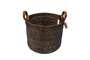 Eco-friendly Best Selling CE/EU Certified Rattan Basket 2 Handles Custom Logo Natural Storage Shape Vietnamese Folk Art Flower