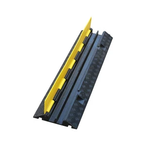 PVC Heavy Duty Cable Cover Road Buffer Rubber Speed Bump for Car Parks Roads