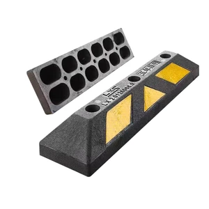 High Quality Rubber and Plastic Speed Bump for Parking Lot Black and Yellow Corrosion-resistant and Durable