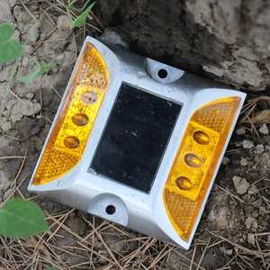 Aluminum Led Traffic Light Solar Powered Light Plastic Underground Aluminiun Solar Road Stud