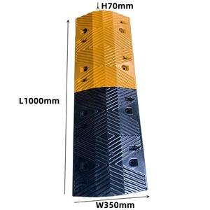 Road Buffer Thickened Speed Bumps 1000*350*70mm Traffic Facilities Road Safety Ramps Anti-skid Rubber Speed Bumps