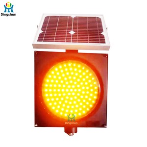 Solar Powered LED Traffic Signal Light Road Safety Lamp for Urban Road Crossing Intersection Equipment