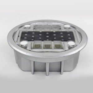 IP68 Waterproof Aluminum PC IL300 Mark LED White Solar Underground Traffic Control Light 1000m Visual Distance for Highway Use