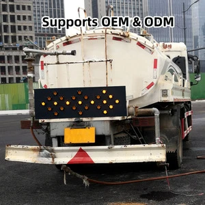 Flashing Arrow Sign Vehicle Warning Signal with IP65 Protection Wall Mount for Road Safety Supports OEM & ODM Galvanized Iron