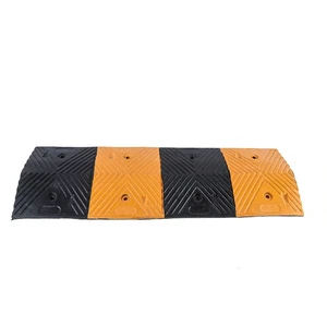 Wholesale Price Yellow and Black Road Rubber Speed Bumps