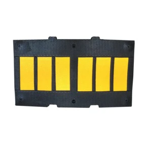 Factory Wholesale Heavy Duty High Quality Car Truck Traffic Road Safety Hump Rubber Speed Bump With Reflector