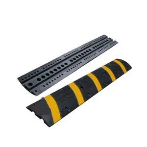 Wholesale Factory Road Hump Designs Rubber Plastic Speed Hump Rubber Speed Bump with Spikes