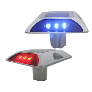 IP68 Aluminum High Brightness Reflector LED Flashing Light Cat Eye Driveway Pavement Marker Specification Solar Road Stud