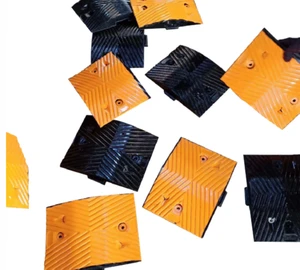 250*350*50mm Rubber Speed Bump for & Driveway Traffic Safety