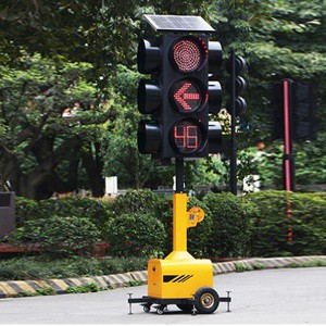 Emergency Road Portable Traffic signal Lamp Semaforos 300mm 400mm Red Green Yellow Led Solar Powered Mobile Traffic Light
