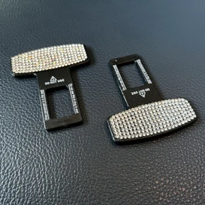 Crystal Seatbelt Clip with Bling Crystal Alarm Stopper Silencer Car Seat Belt Safety Accessories As Advertised