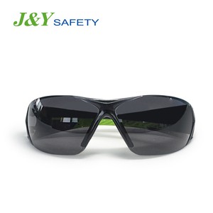 UV Protection Safety Eyewear Anti-Fog Impact-Resistant Industrial Safety Glasses Eye Protection With Comfort & Security