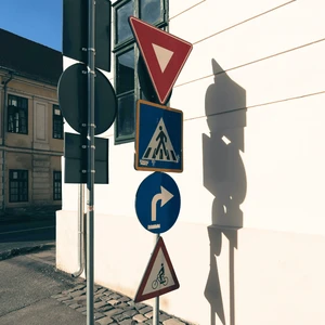 Anti Rust Traffic Sign Pole Outdoor Street Highway Traffic Sign Post With Custom Height