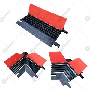 TPU Material Red Black Stage Activities Heavy Duty Speed Hump Bumps Rubber Industrial 5 Channel Plastic Protector Cable Ramp