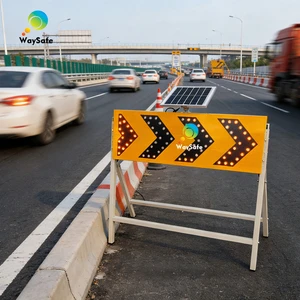 Detachable Aluminum Road Construction Traffic Sign with Left/Right Arrows 1200x400 LED Solar Flashing Double Arrow Indicator