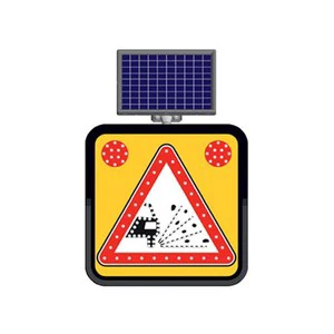 Solar Powered 60 X 60 cm Ground Sheet Traffic Warning Product for Loose Materials