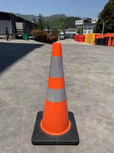 Hot Sale 70cm 2.3kg Pvc Orange/red Flexible Reflective Traffic Safety Cones for Road Safety Traffic Warning Products