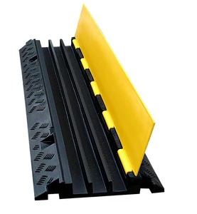 Hot Selling 3-Channel Heavy Duty Speed Bump Cable Protector PVC Cover Rubber Ramp Industrial Use Road Application Made Plastic