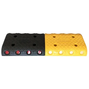 Heavy-Duty Yellow-Black Plastic Speed Hump Traffic Safety Road Speed Bump